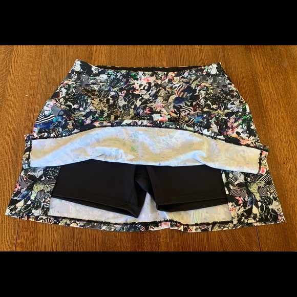 B Passionit Tennis skirt L colorful modern 15”, new - Picture 2 of 5